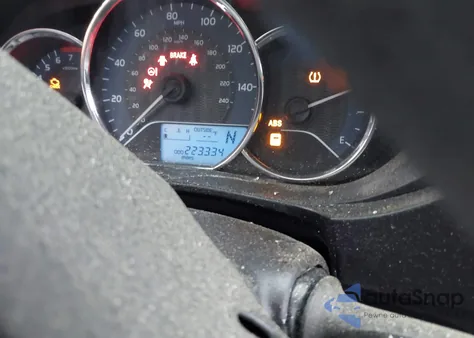 2016 Toyota Corolla Le z USA, uszkodzony, nr VIN 2T1BURHE2GC600701